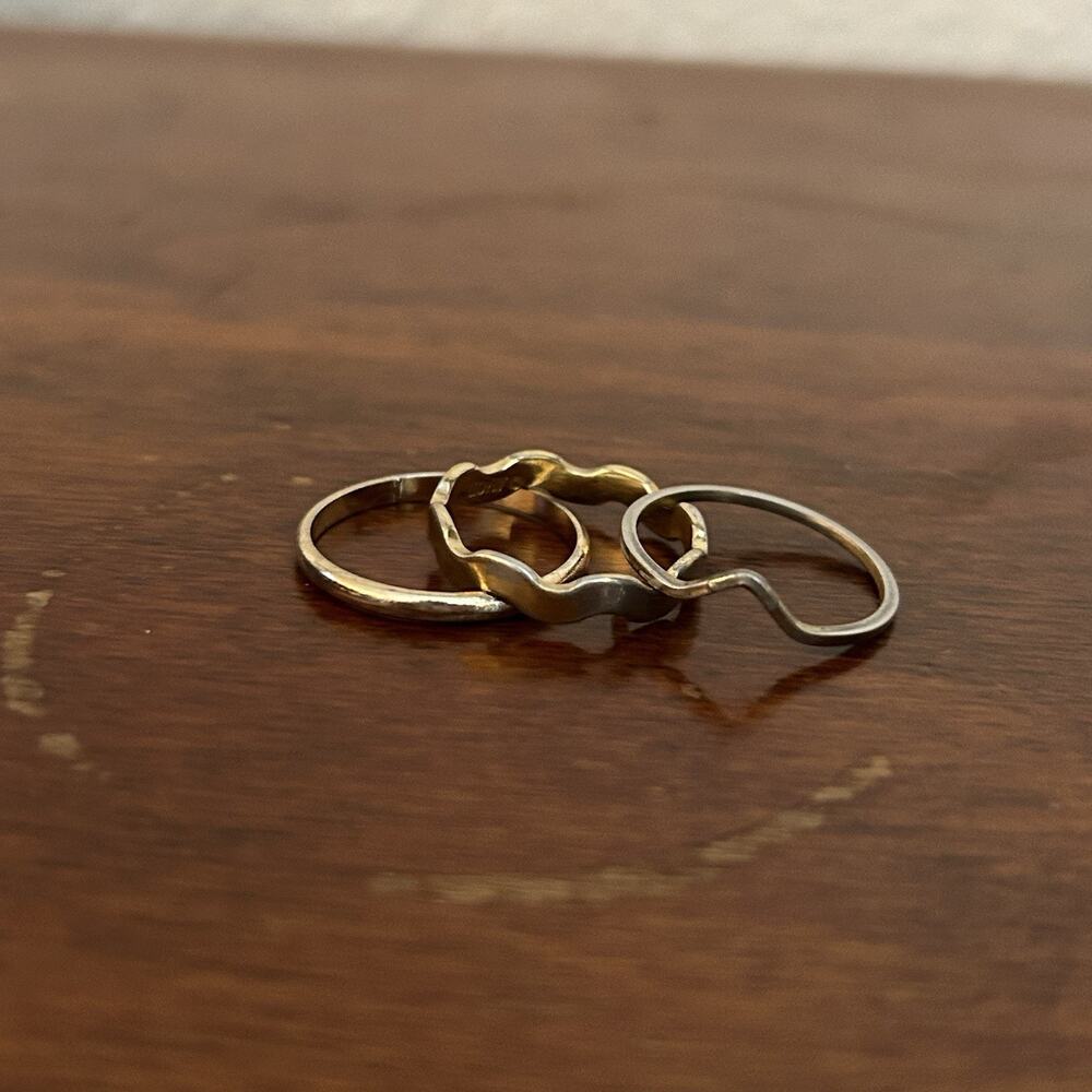 Lot Of 3 Stacking Rings Basic Silver/Gold Simple Wavy Size 7+ 8.5 7